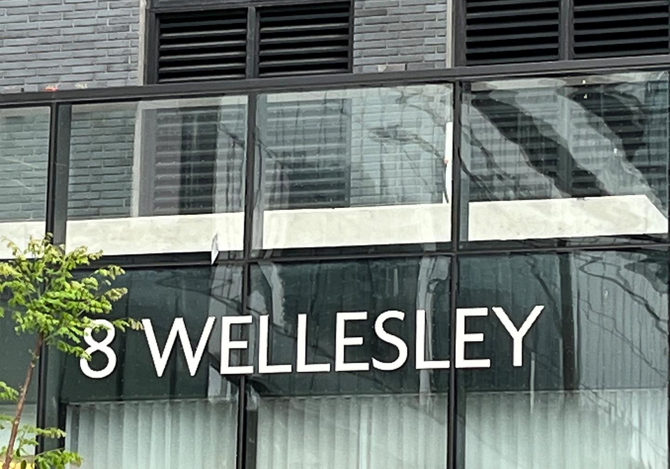 8-wellesley-street-w-w-toronto-ontario-c12303904