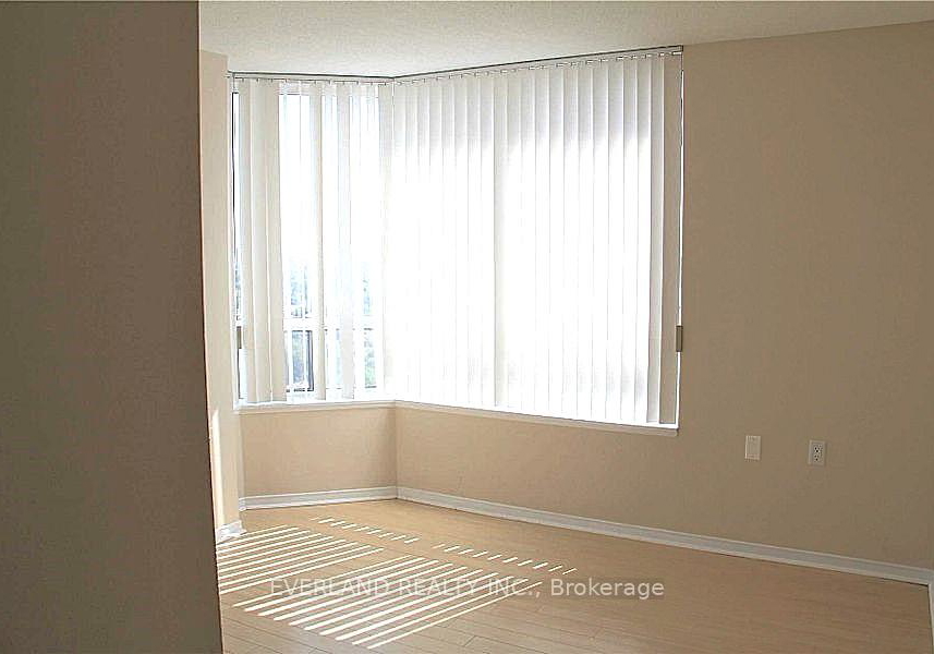 35-finch-avenue-e-e-north-york-ontario-c12303915