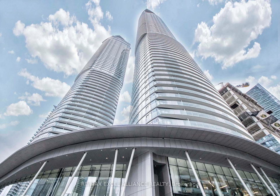 14-york-street-toronto-ontario-c12303987