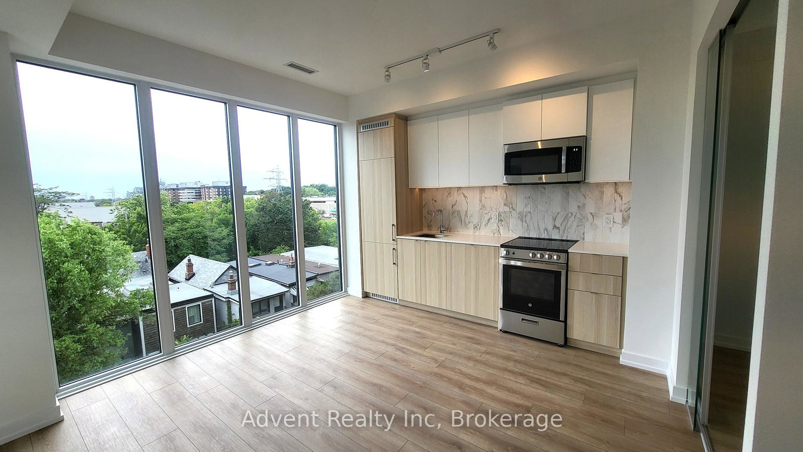 500-dupont-street-toronto-ontario-c12304030