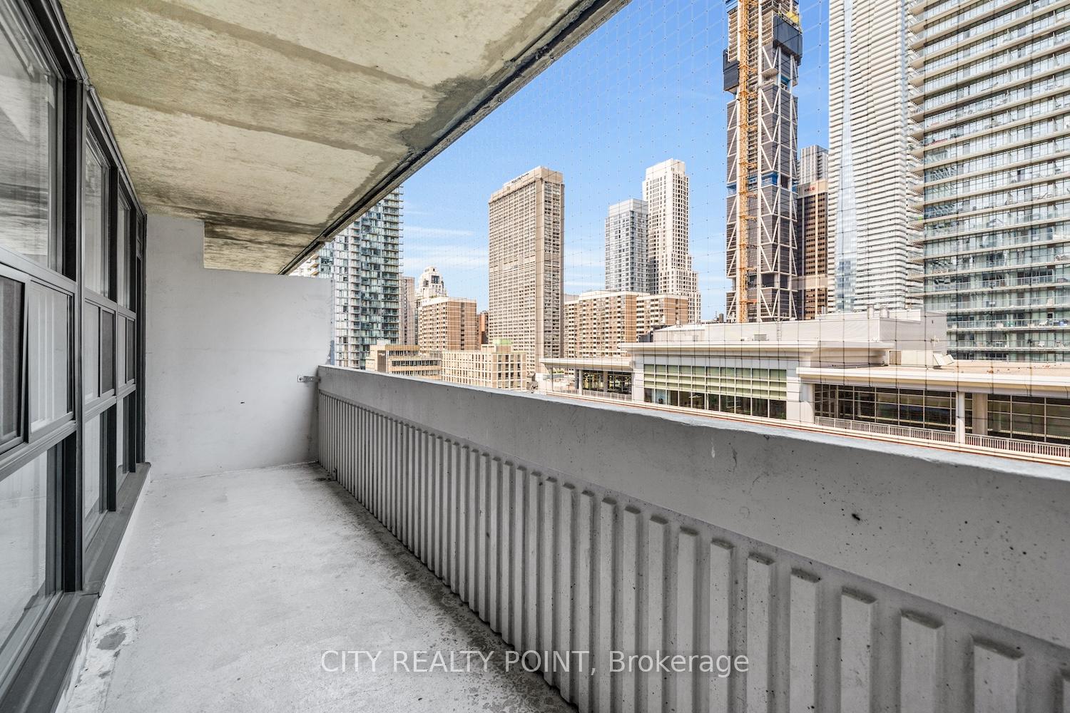 33-isabella-street-toronto-ontario-c12304098