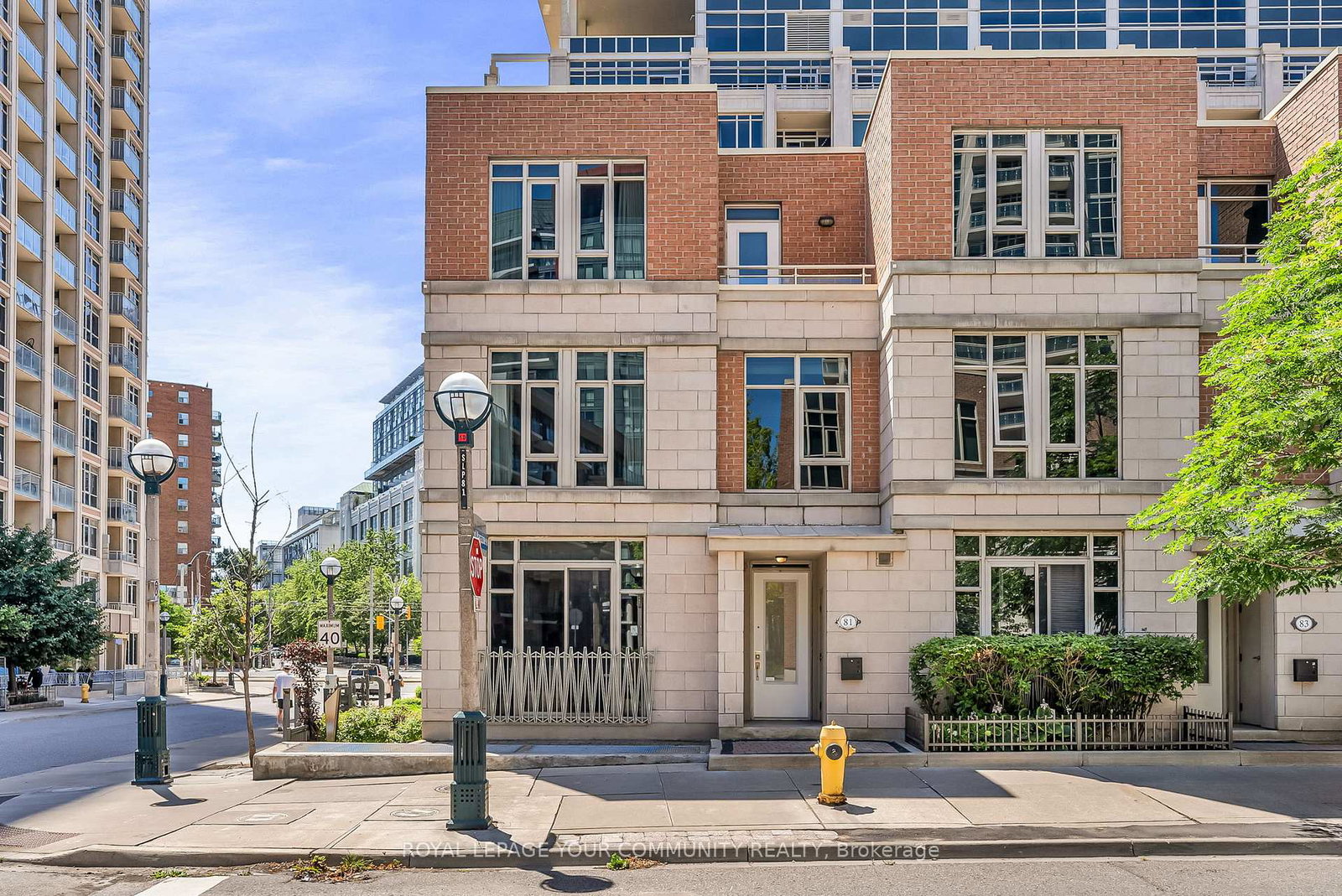 81-sloping-sky-mews-toronto-ontario-c12304139