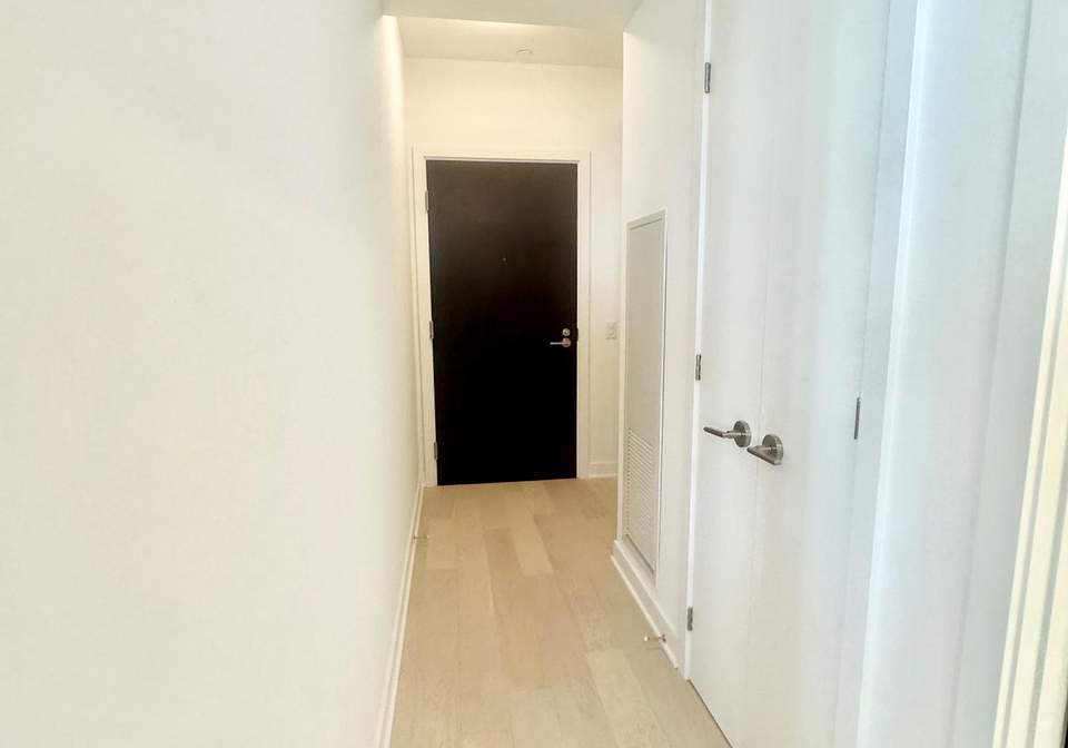 11-yorkville-avenue-toronto-ontario-c12304258