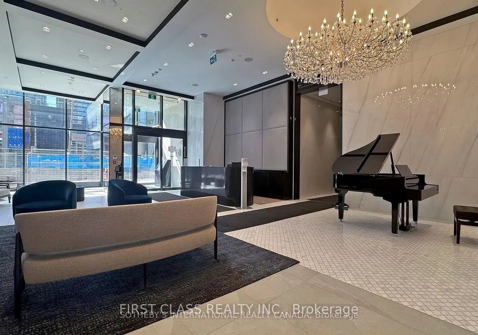 8-wellesley-street-w-w-toronto-ontario-c12304336