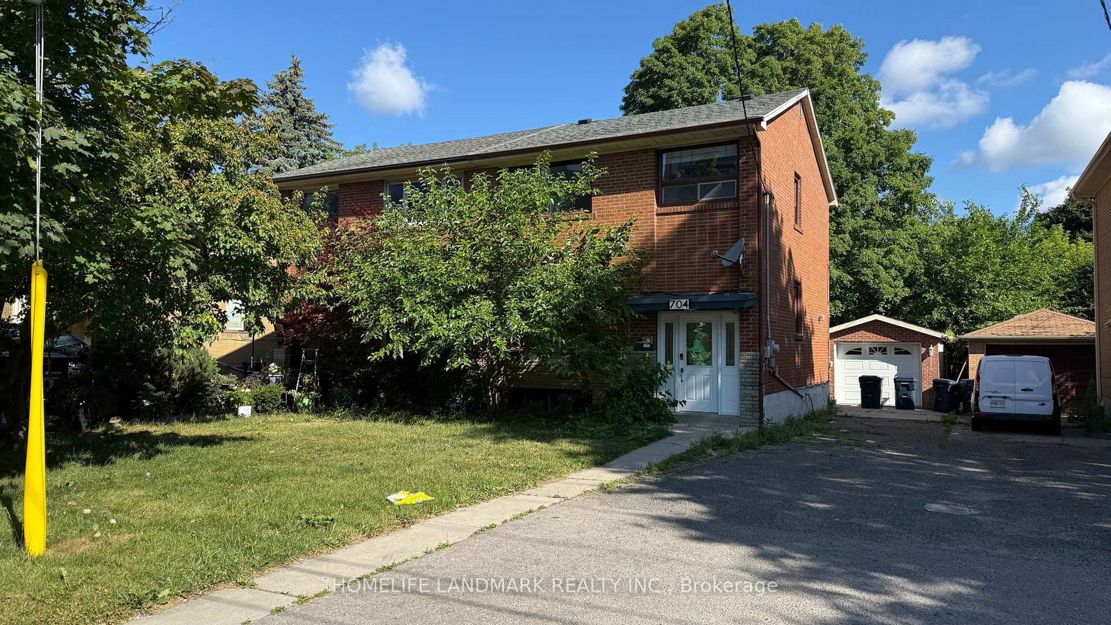 704-sheppard-avenue-e-e-north-york-ontario-c12304357