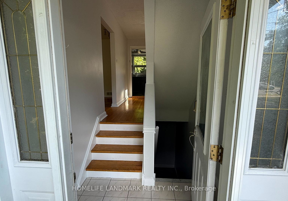 704-sheppard-avenue-e-e-north-york-ontario-c12304357