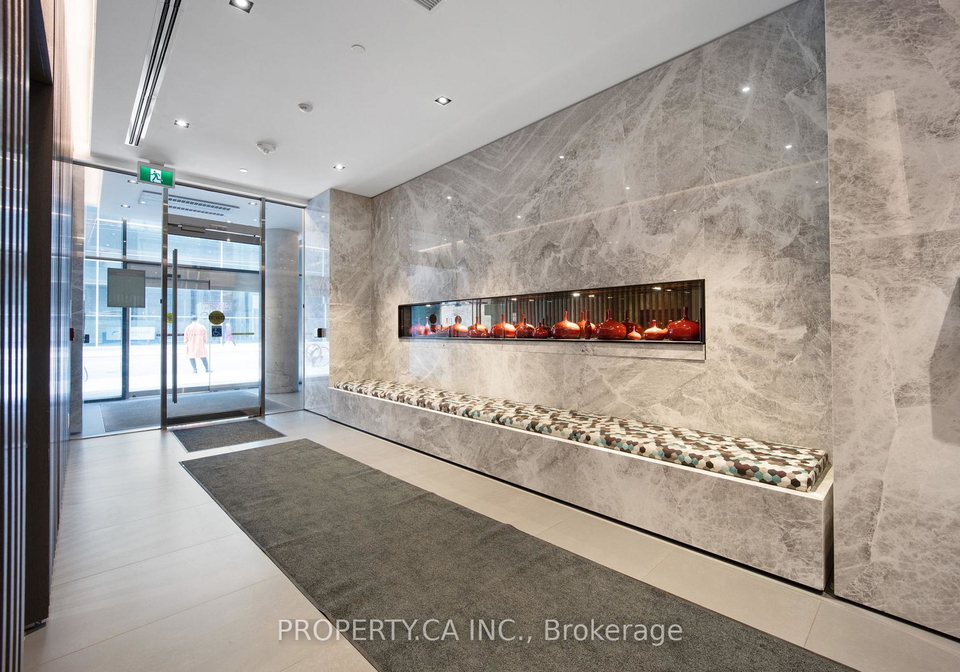 215-queen-street-toronto-ontario-c12304369
