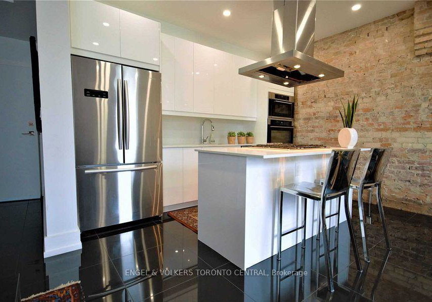 173-carlton-street-toronto-ontario-c12304399
