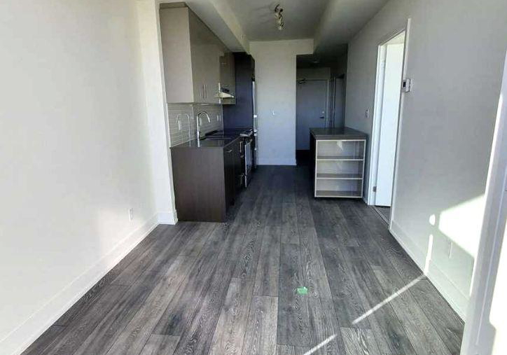 180-fairview-mall-drive-north-york-ontario-c12304468