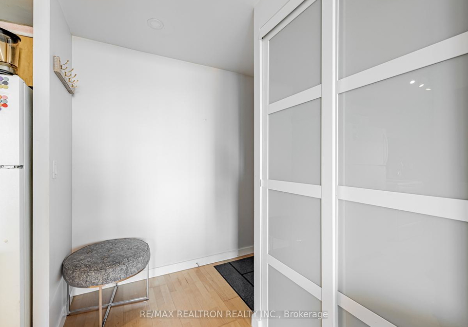 281-mutual-street-e-e-toronto-ontario-c12304491