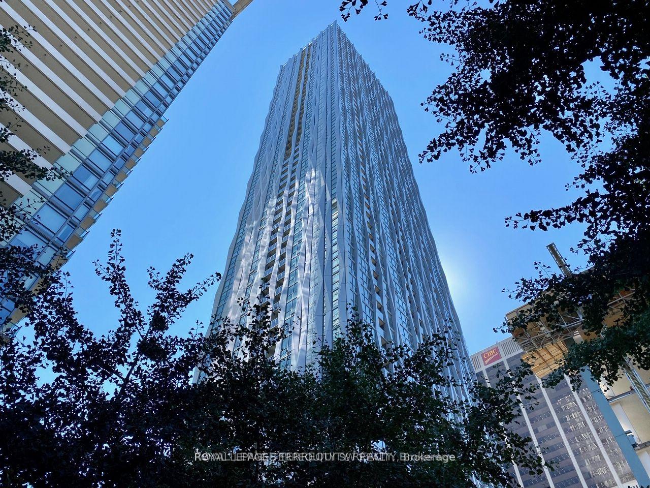 1-yorkville-avenue-toronto-ontario-c12304590