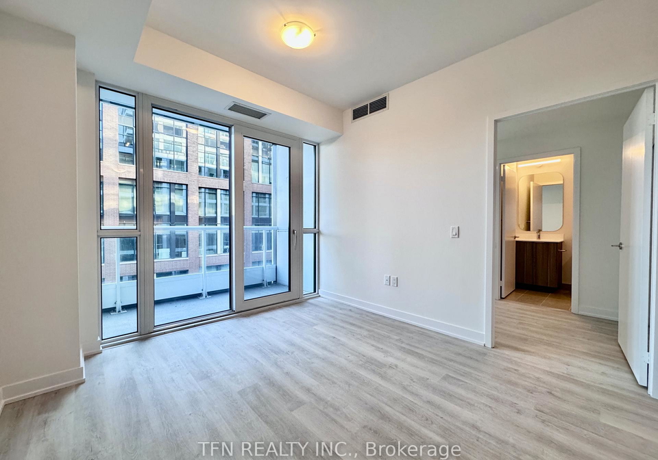 15-richardson-street-toronto-ontario-c12304595