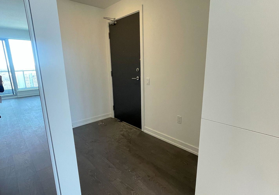 8-olympic-garden-drive-s-s-north-york-ontario-c12304830