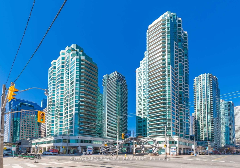 10-queens-quay-na-w-w-toronto-ontario-c12304906