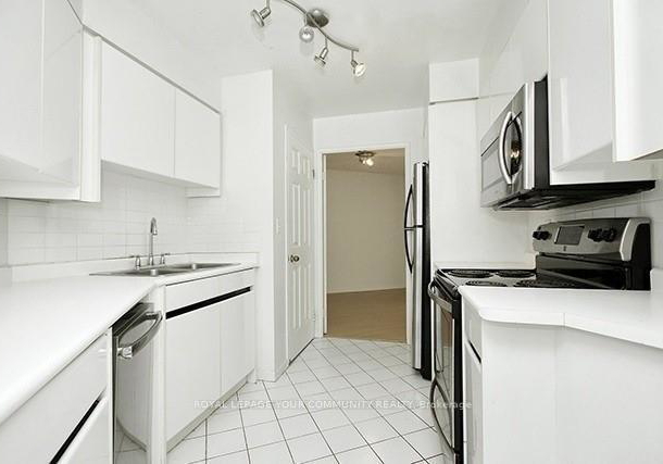7-carlton-street-toronto-ontario-c12305051