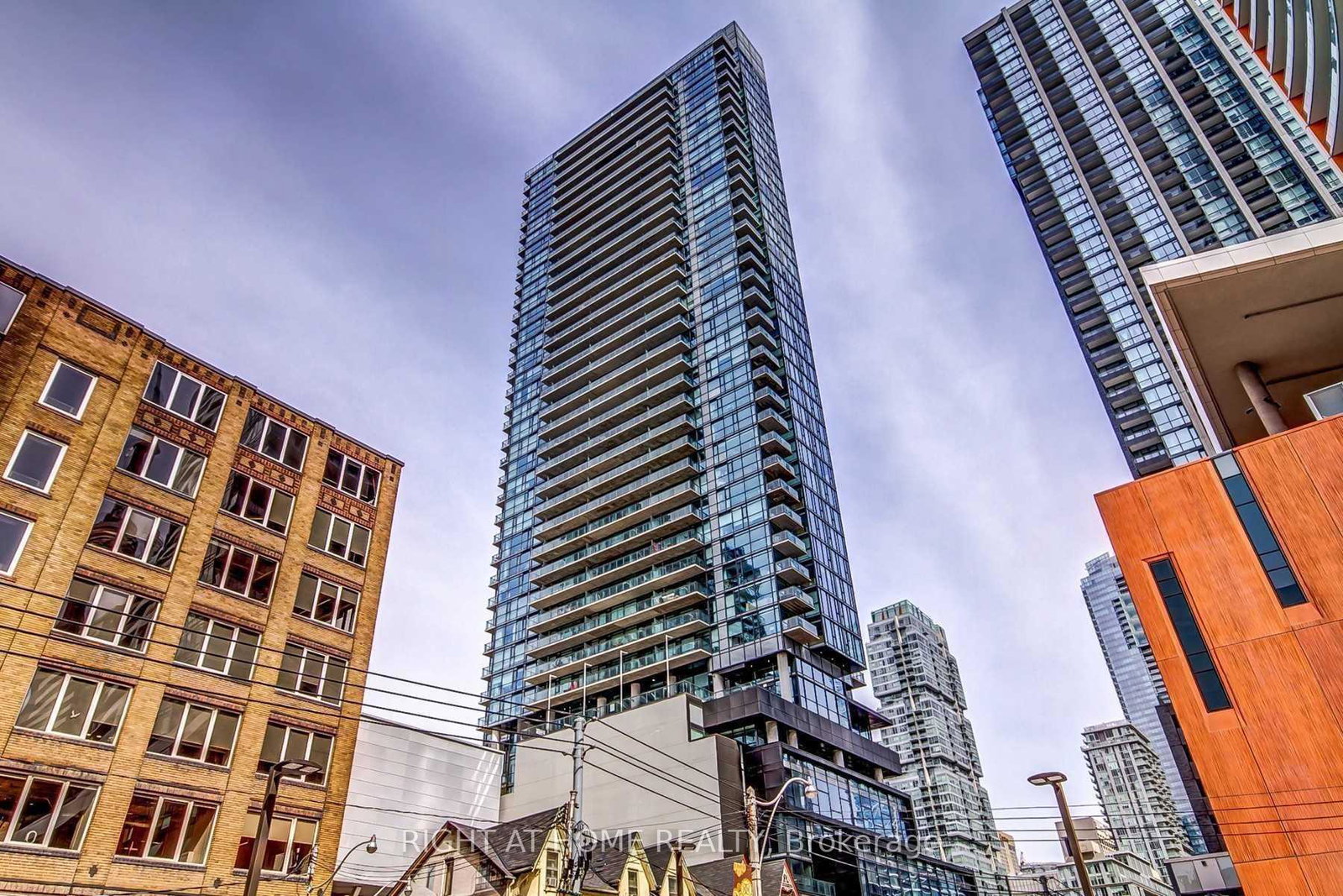 290-adelaide-street-w-w-toronto-ontario-c12305090