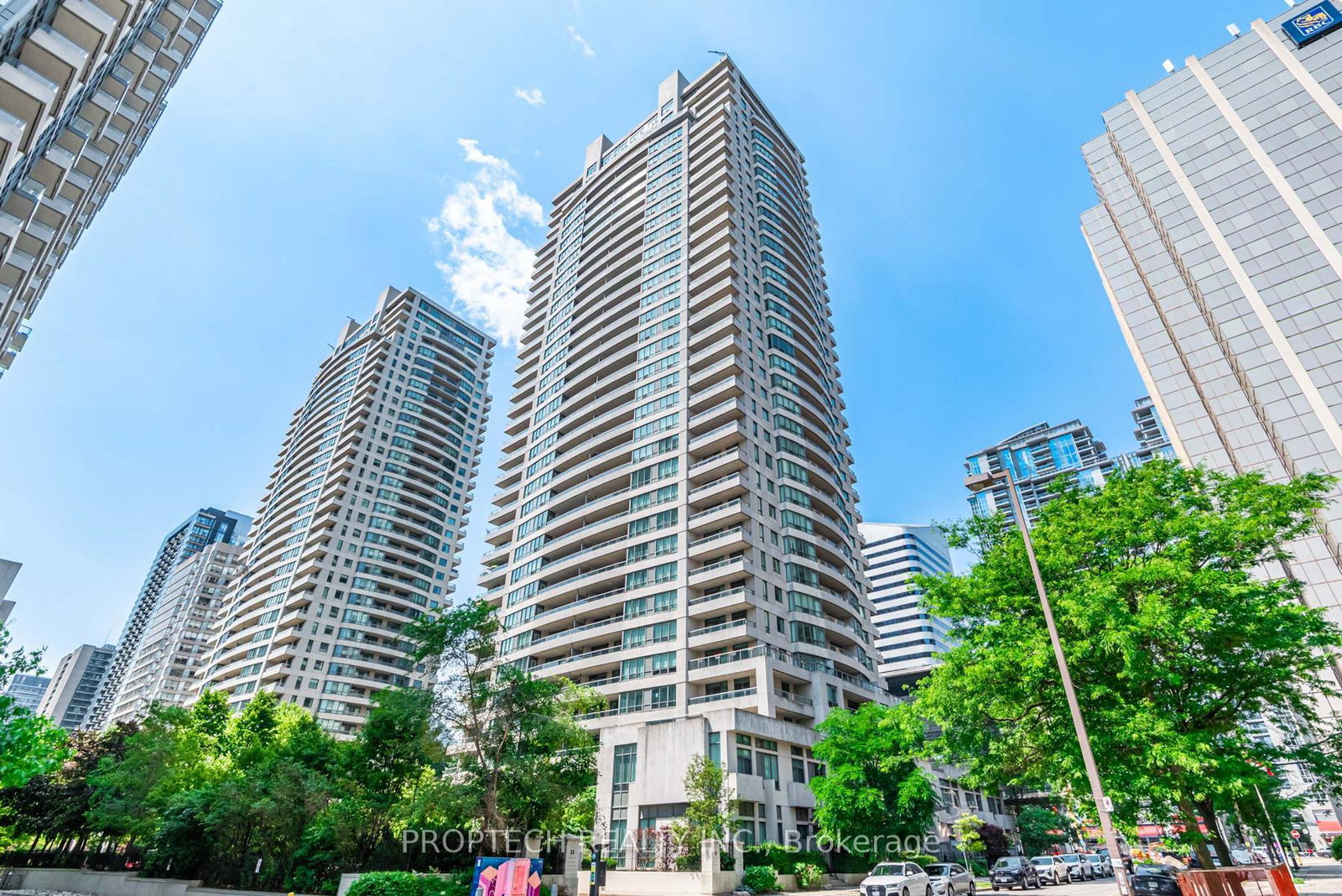 23-hollywood-avenue-north-york-ontario-c12305171