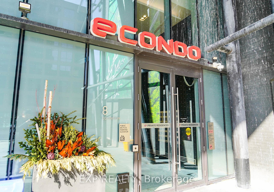 8-eglinton-avenue-e-e-toronto-ontario-c12305295