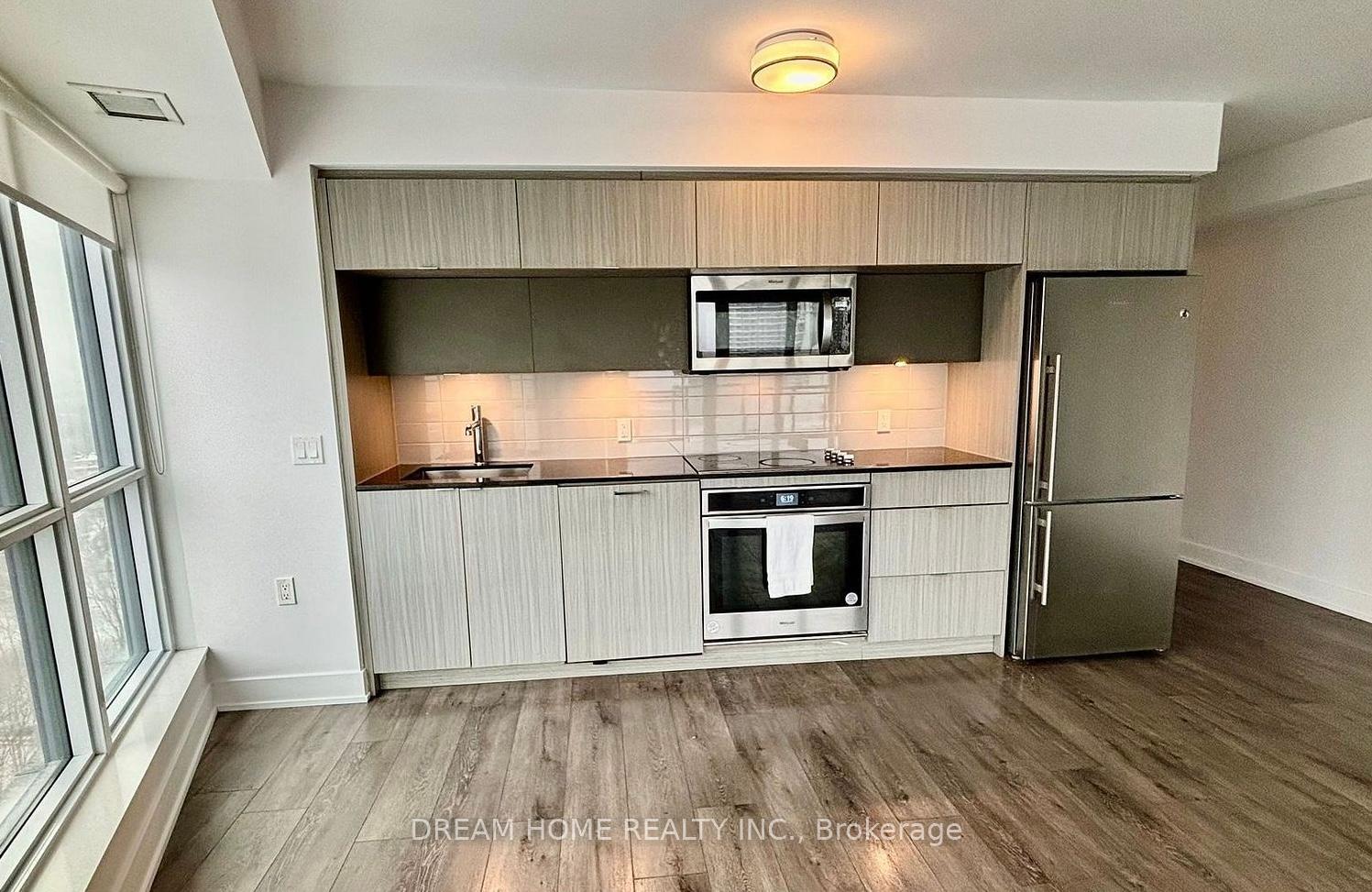 585-bloor-street-e-e-toronto-ontario-c12305358