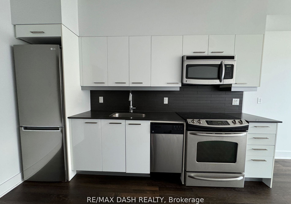 90-trinity-street-toronto-ontario-c12305624