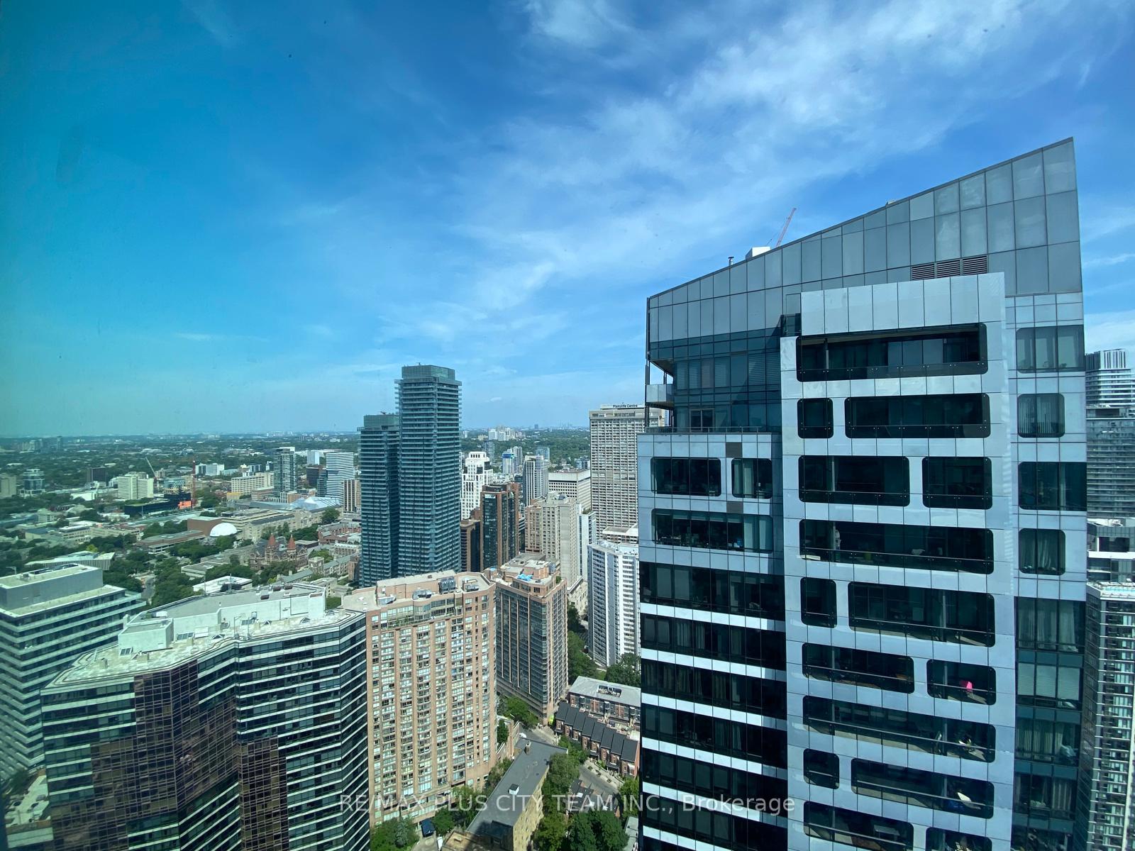 8-wellesley-street-toronto-ontario-c12305670