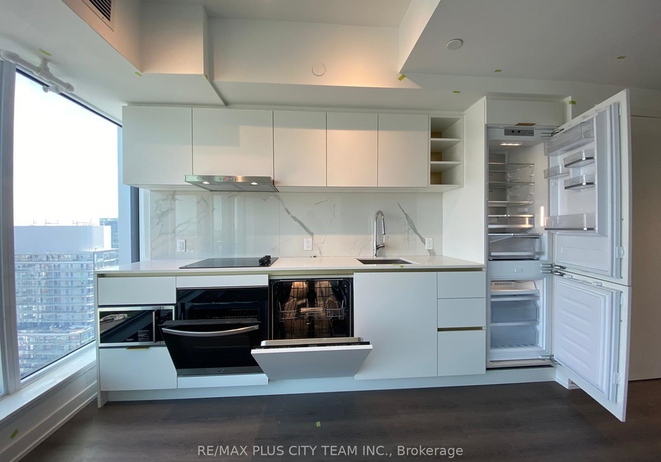 8-wellesley-street-toronto-ontario-c12305670