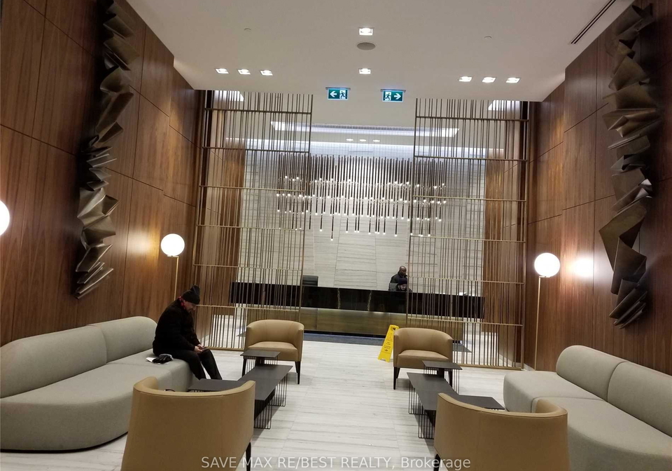 8-eglinton-avenue-e-e-toronto-ontario-c12305808