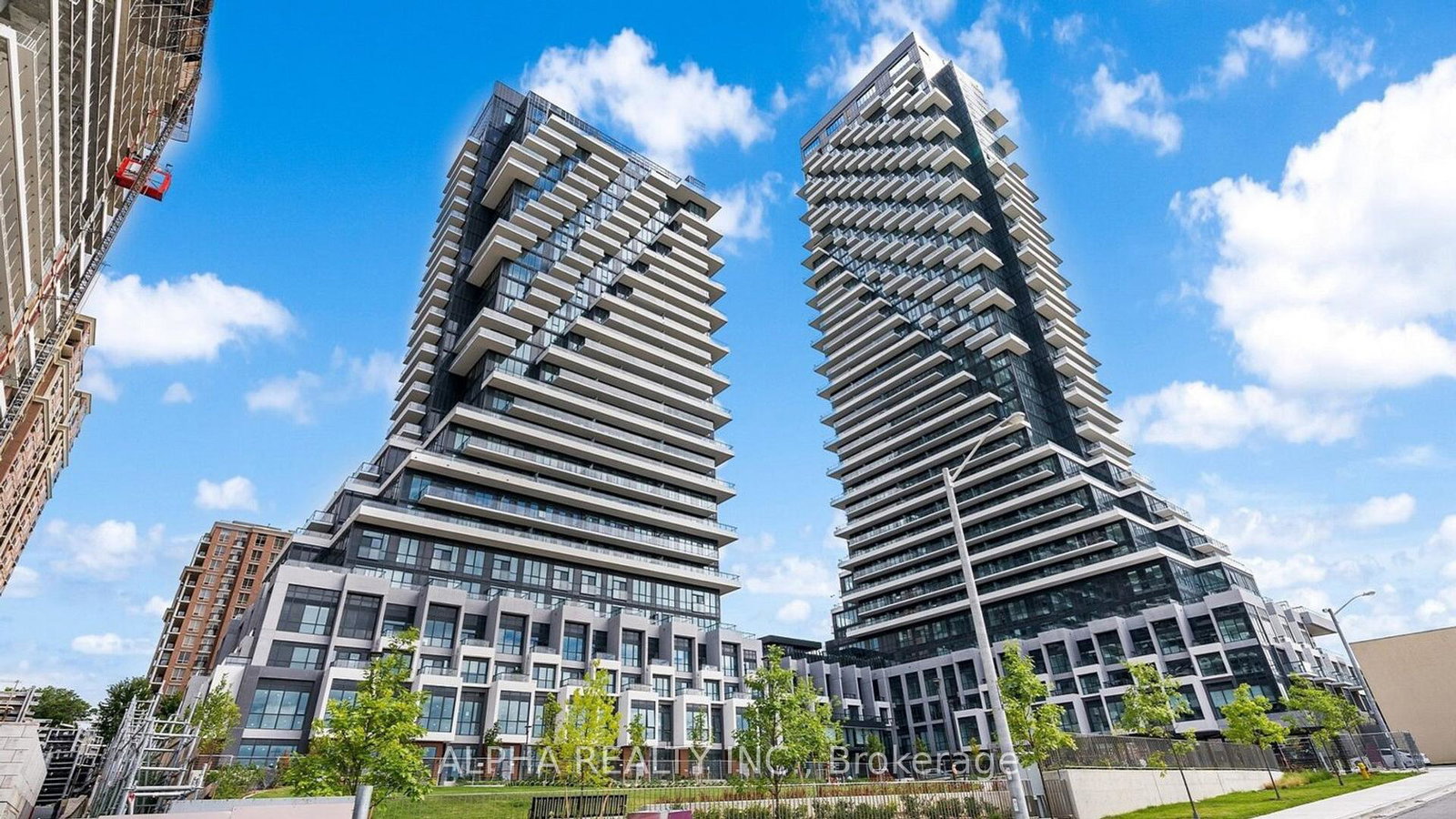 30-inn-on-the-park-drive-north-york-ontario-c12306346