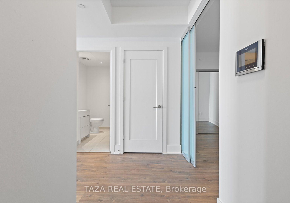 10-york-street-toronto-ontario-c12306453