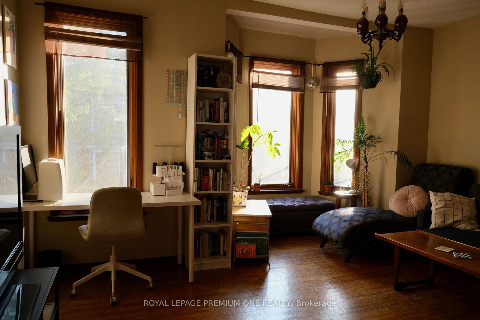 211-palmerston-avenue-toronto-ontario-c12306469