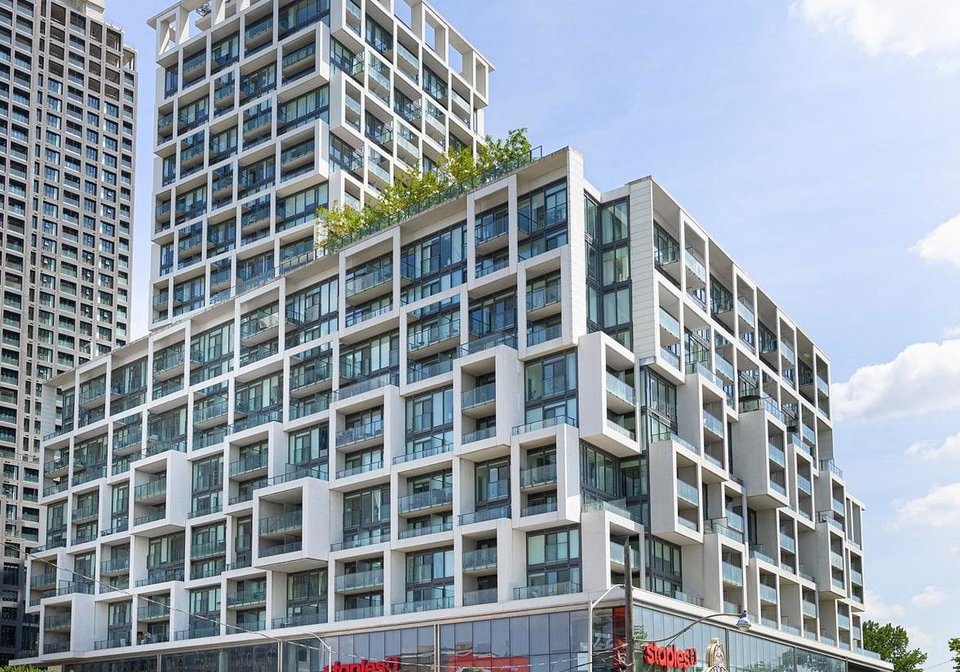 5-soudan-avenue-toronto-ontario-c12306491