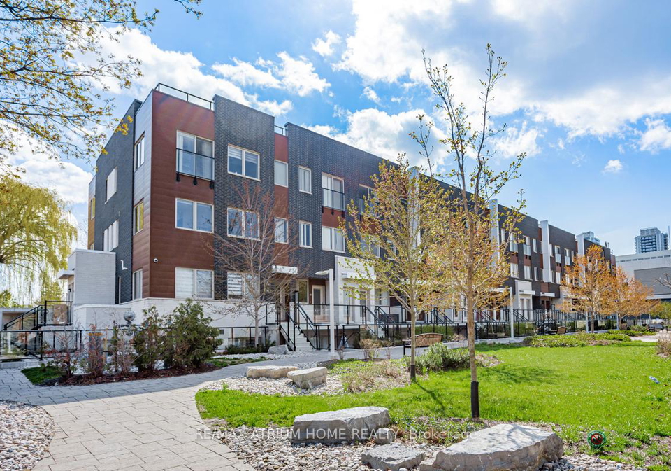 780-sheppard-avenue-e-e-north-york-ontario-c12306527