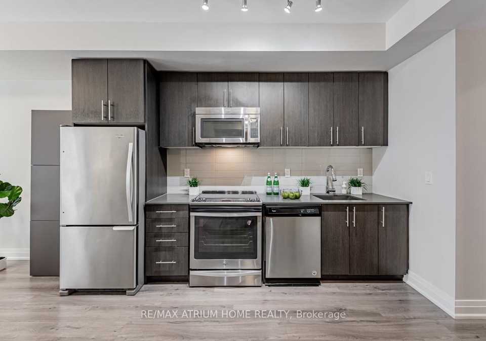 780-sheppard-avenue-e-e-north-york-ontario-c12306527