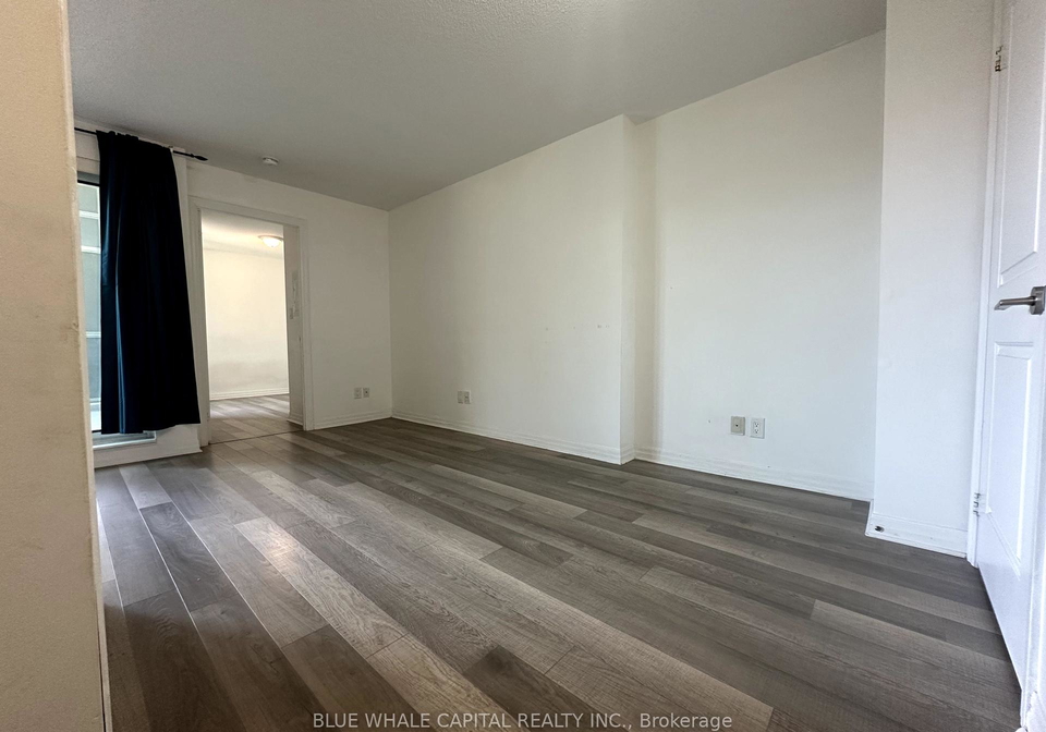 2015-sheppard-avenue-e-e-north-york-ontario-c12306536