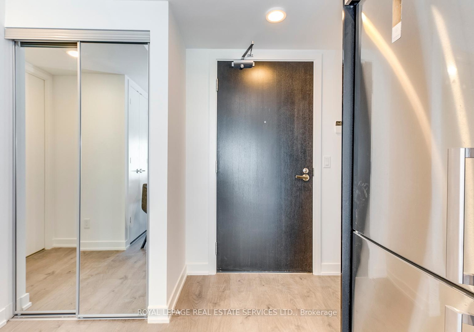18-maitland-terrace-toronto-ontario-c12306542