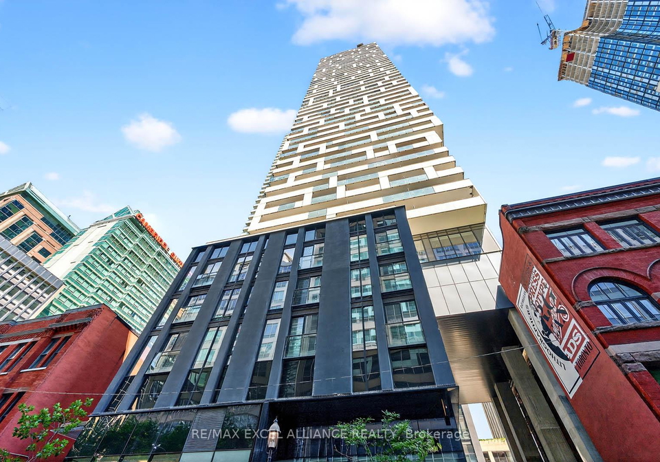 20-lombard-street-toronto-ontario-c12306587