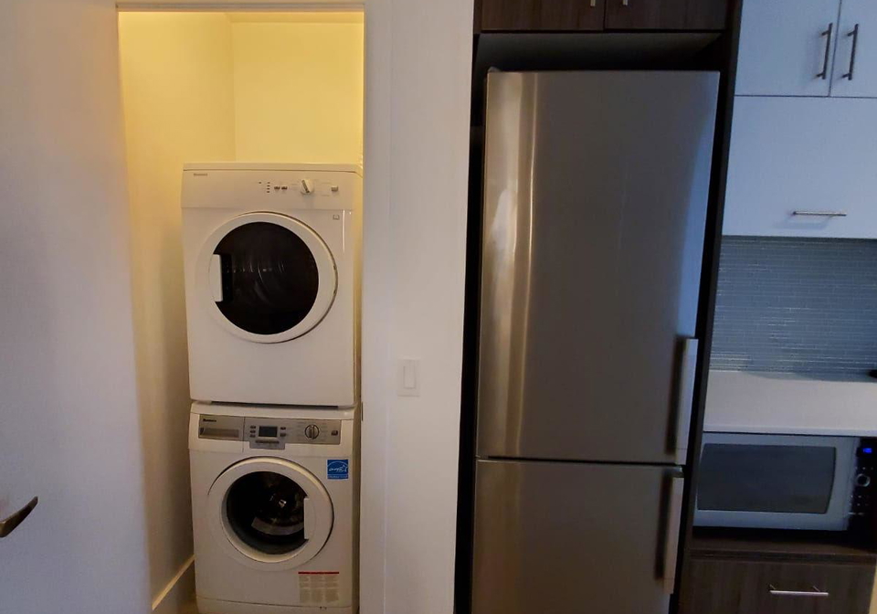 128-fairview-mall-drive-north-york-ontario-c12306909