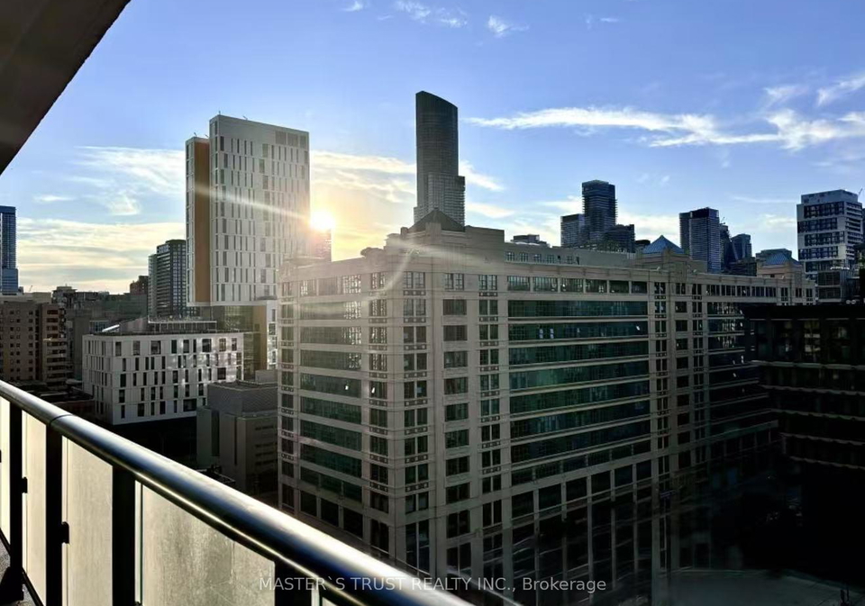159-dundas-street-e-e-toronto-ontario-c12307086