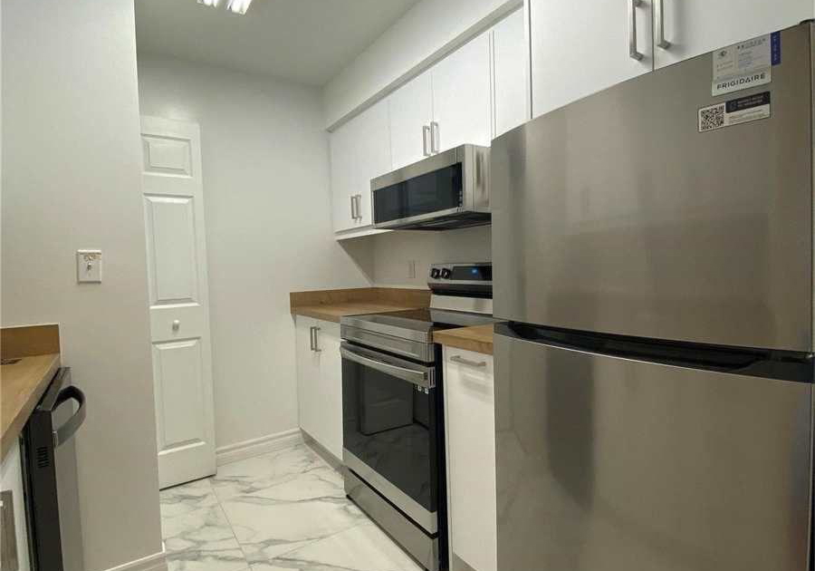 3-pemberton-avenue-north-york-ontario-c12307399