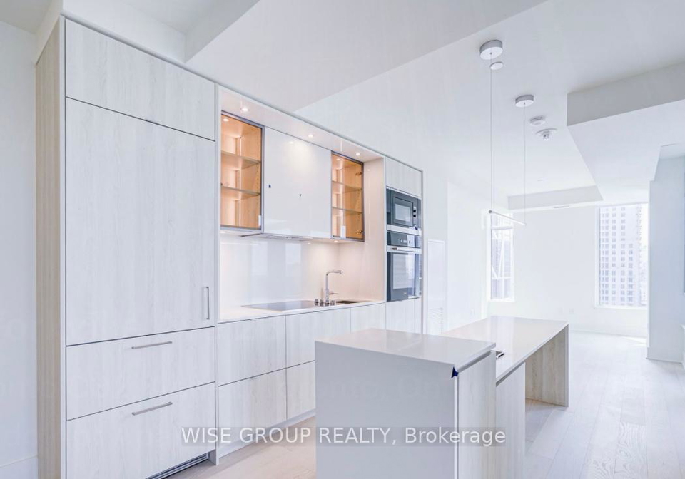11-yorkville-avenue-toronto-ontario-c12307490
