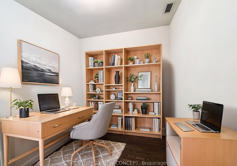 39-queens-quay-e-e-toronto-ontario-c12307517