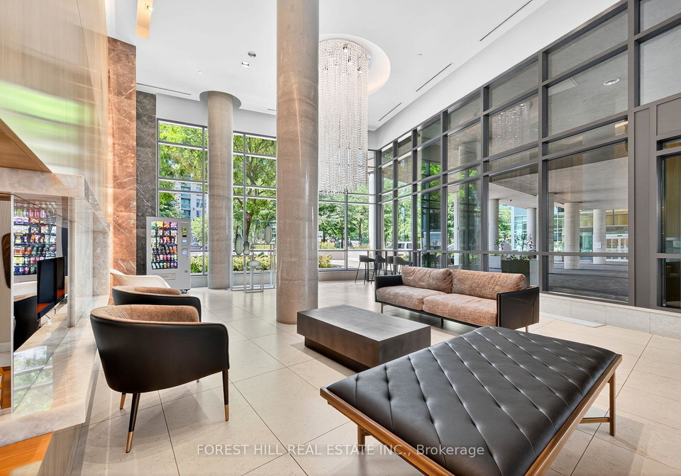 215-fort-york-boulevard-toronto-ontario-c12307605