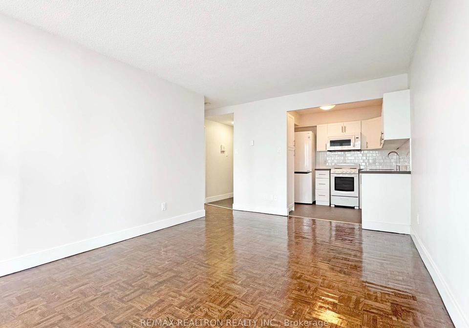 33-isabella-street-toronto-ontario-c12307769