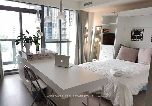 101-charles-street-e-e-toronto-ontario-c12307814
