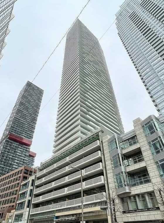 2221-yonge-street-toronto-ontario-c12307861