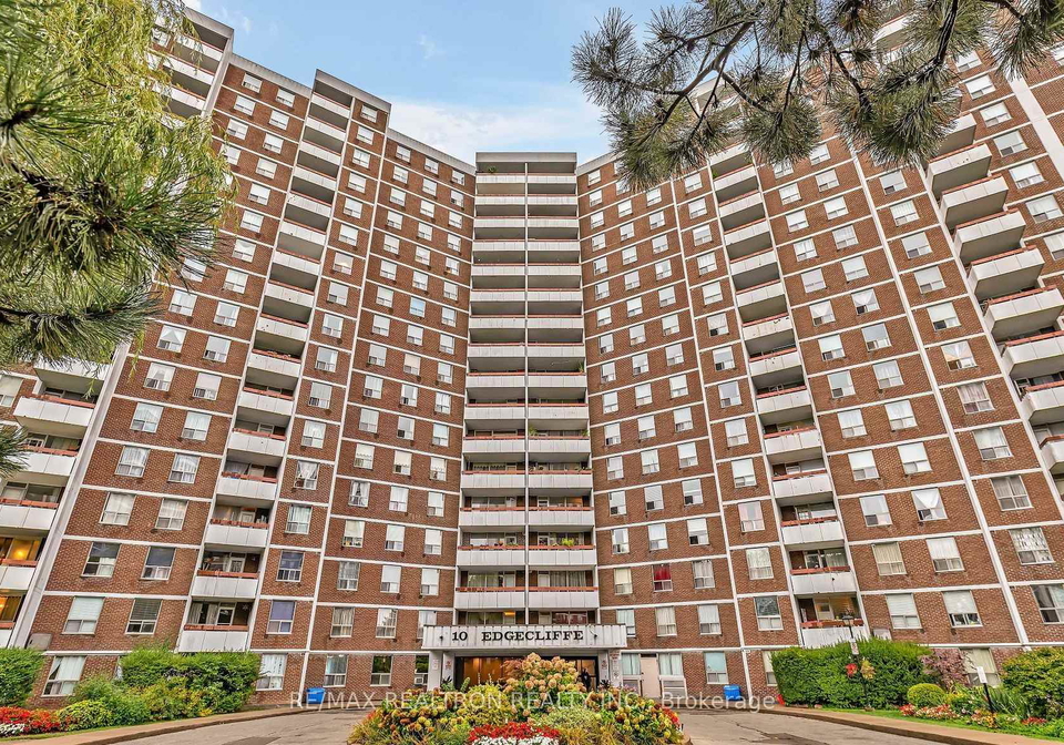10-edgecliffe-golfway-east-york-ontario-c12308050