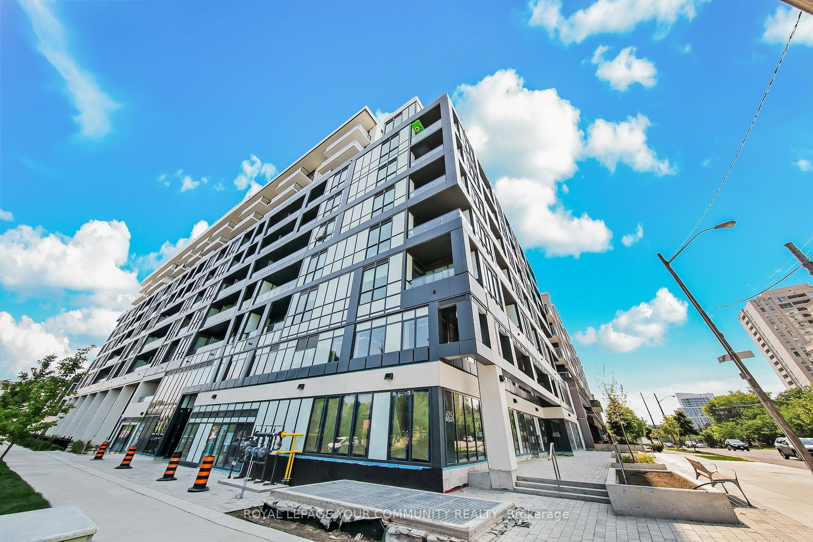 625-sheppard-avenue-e-e-north-york-ontario-c12308145