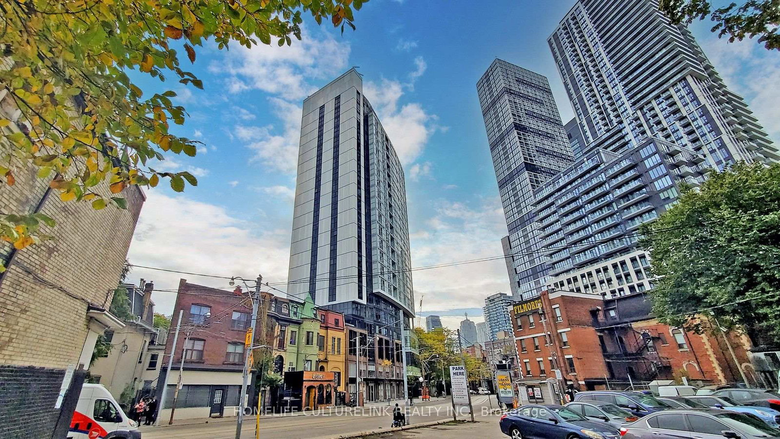 219-dundas-street-e-e-toronto-ontario-c12308152