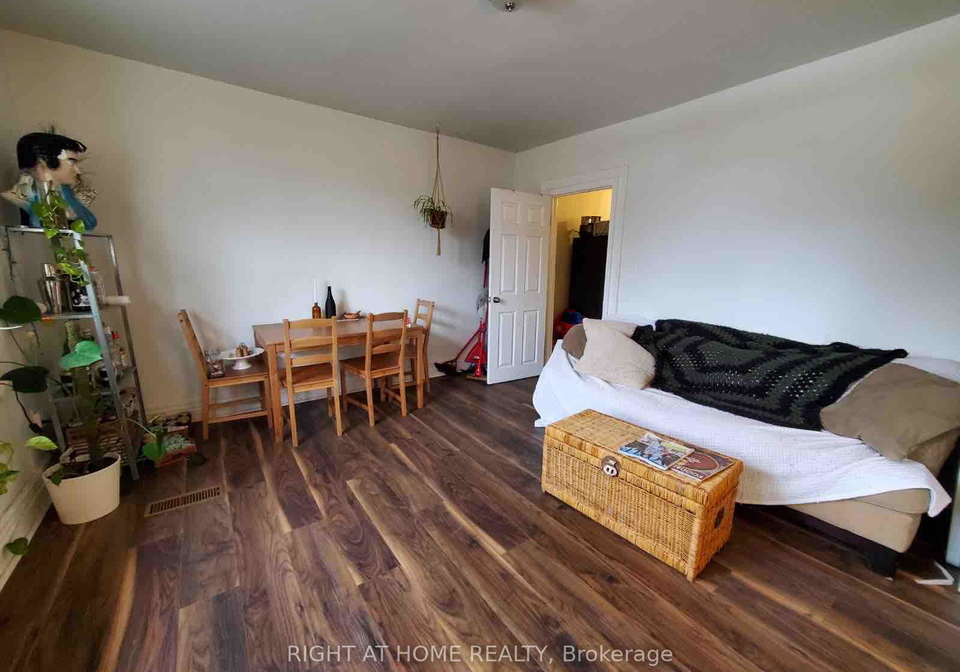 715-ossington-avenue-toronto-ontario-c12308250