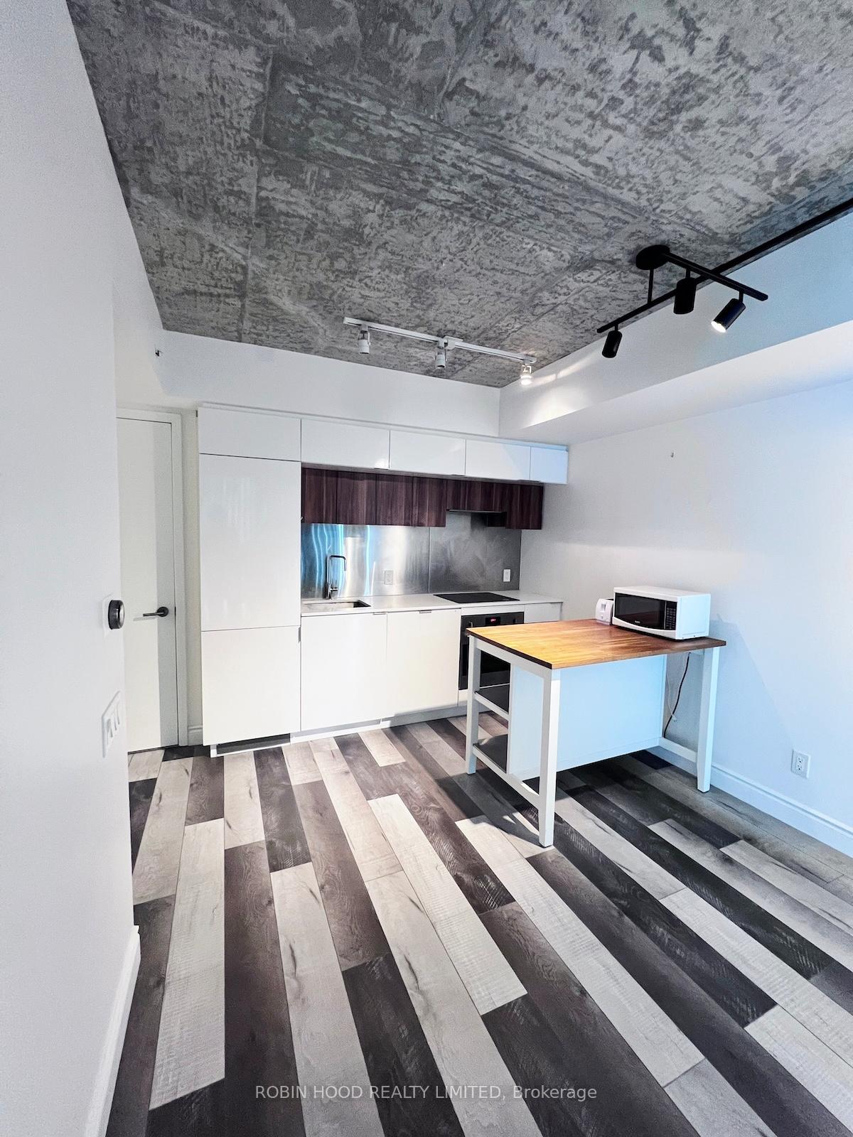 185-roehampton-avenue-toronto-ontario-c12308298